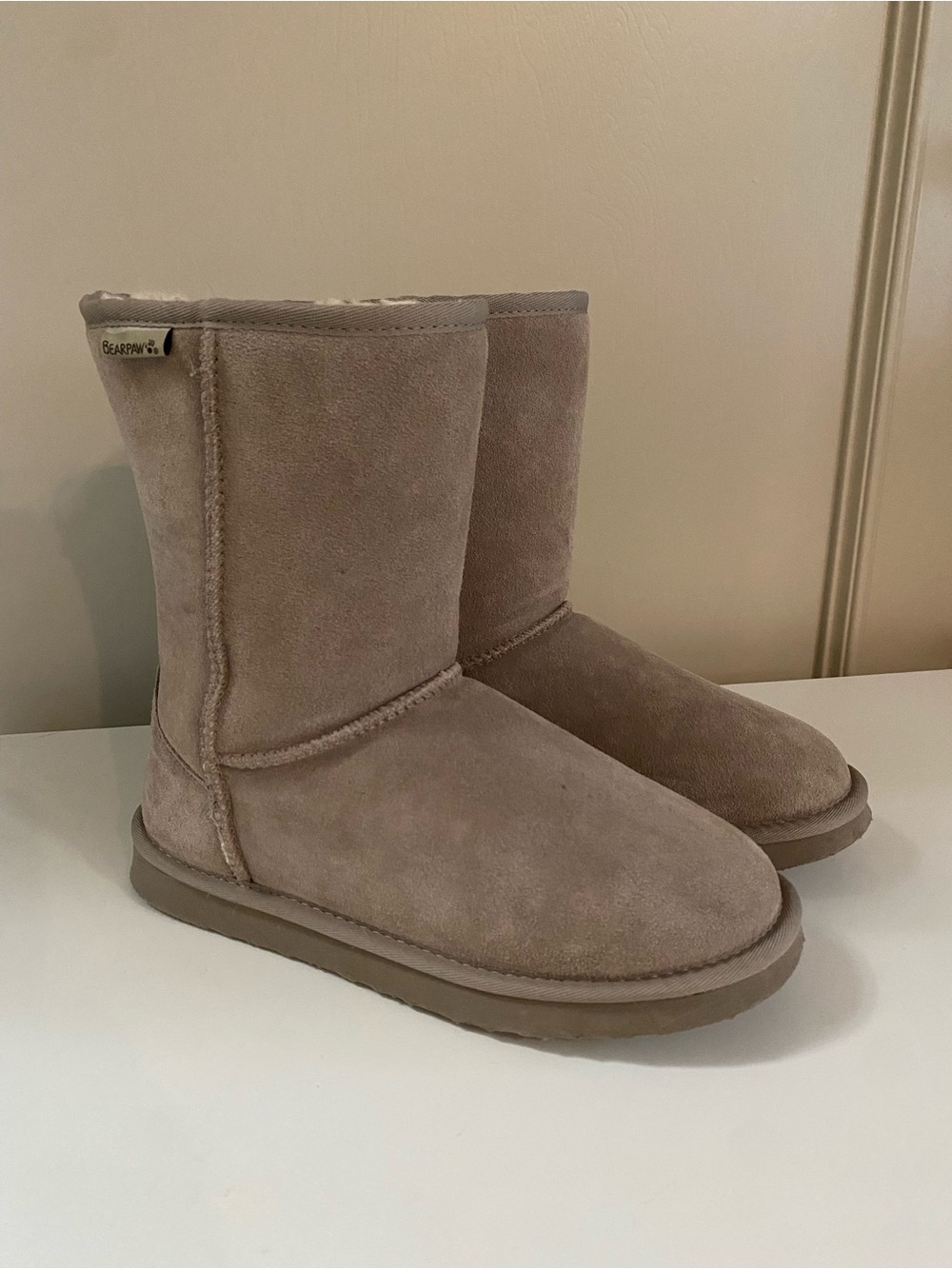 Bearpaw Women's Classic Suede Boots - Taupe